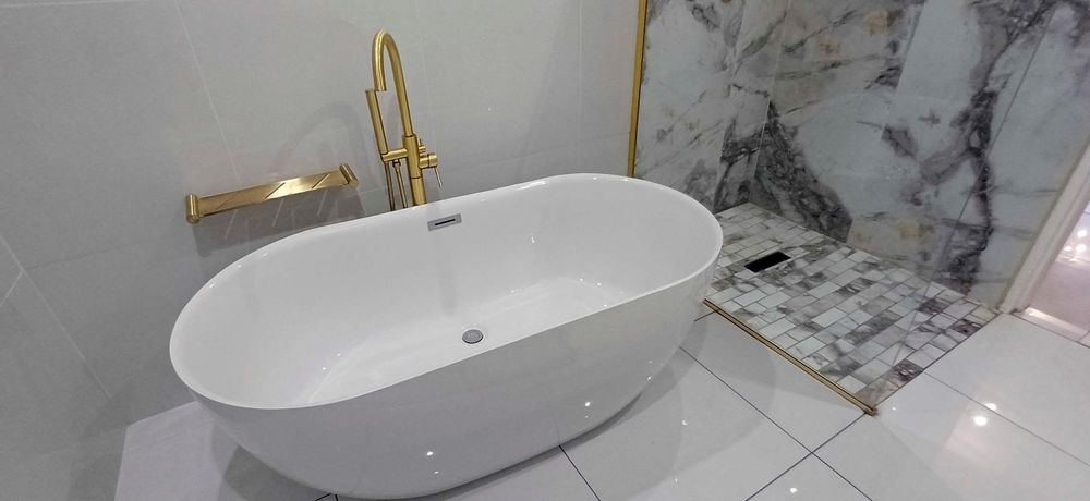 Cleopatra`s future soak up