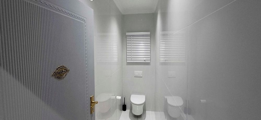 separate water closet