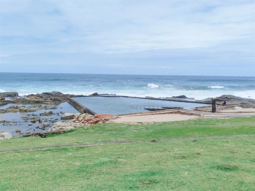 Tidal pool infront of complex about 50m left