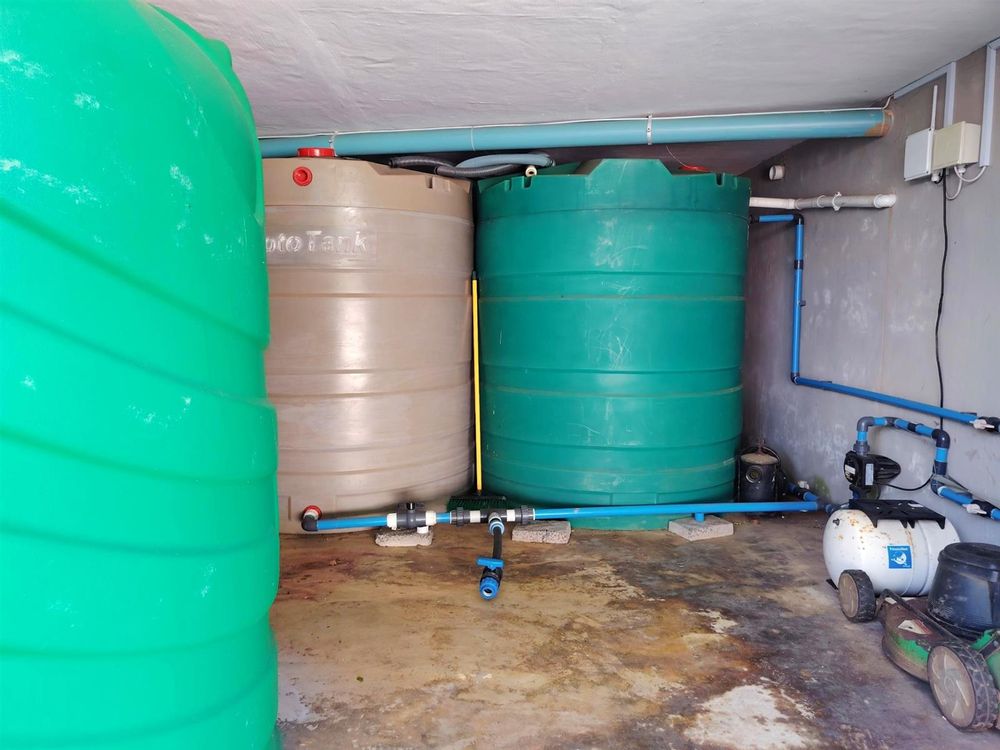 3 back up water tanks