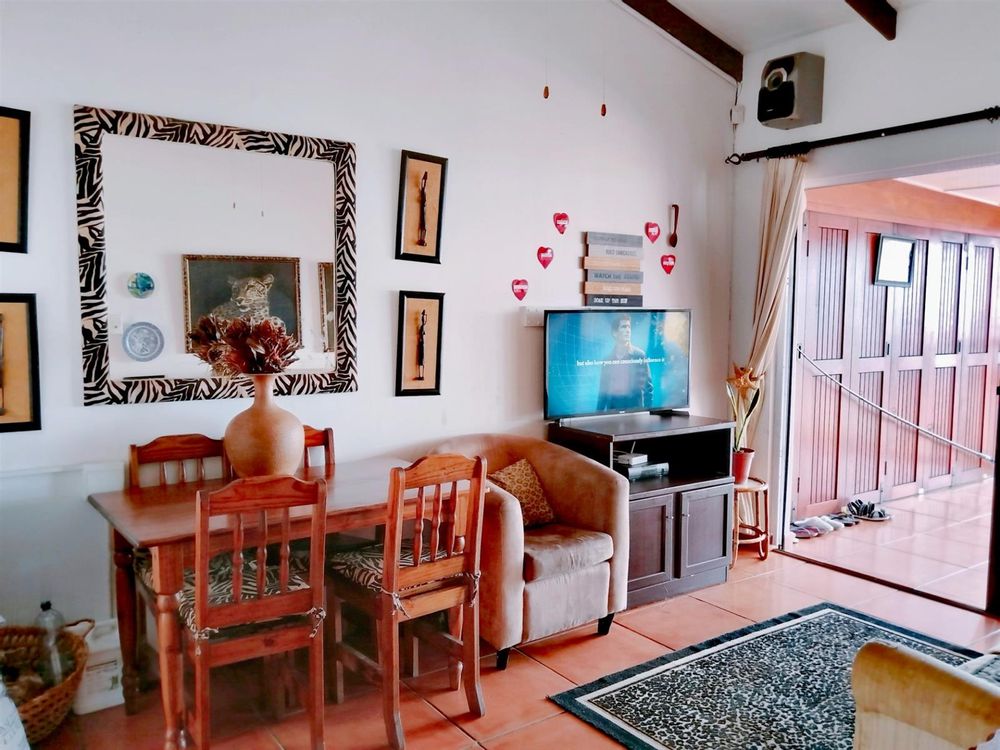 A2 - Open plan dining room