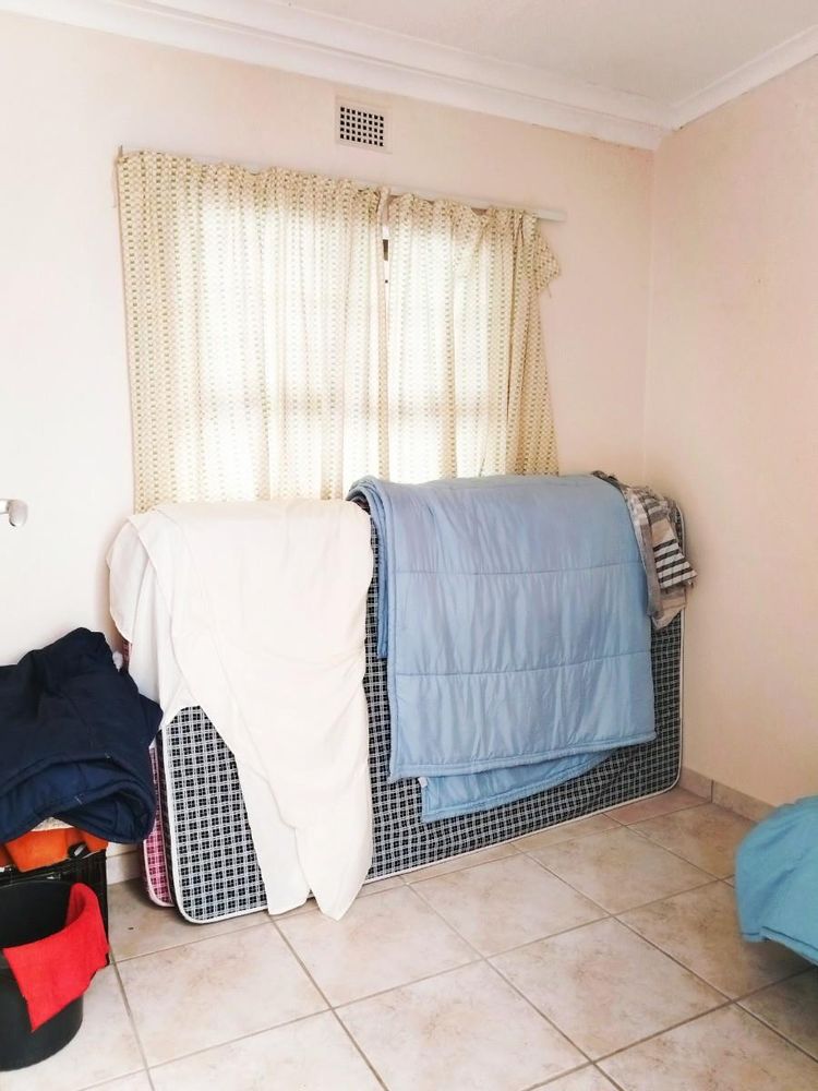 Storeroom with multiple possibilities