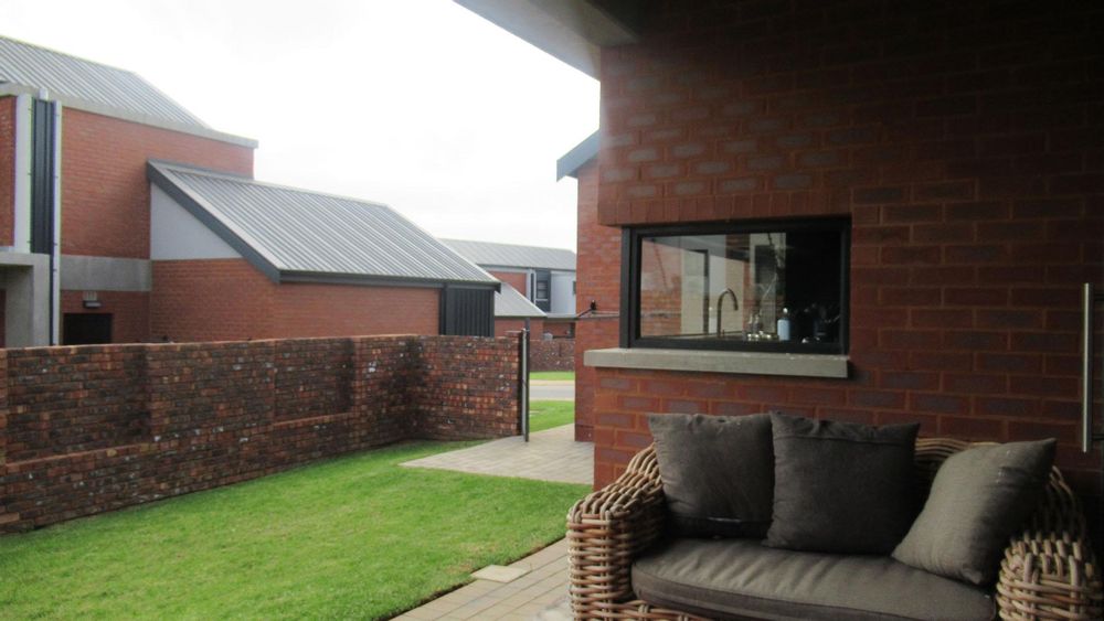 Patio: 19 Square Meters