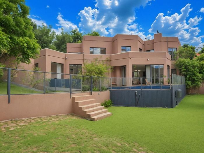 Versatile 6-Bedroom House with Multiple Living Areas in Kloofendal For Sale