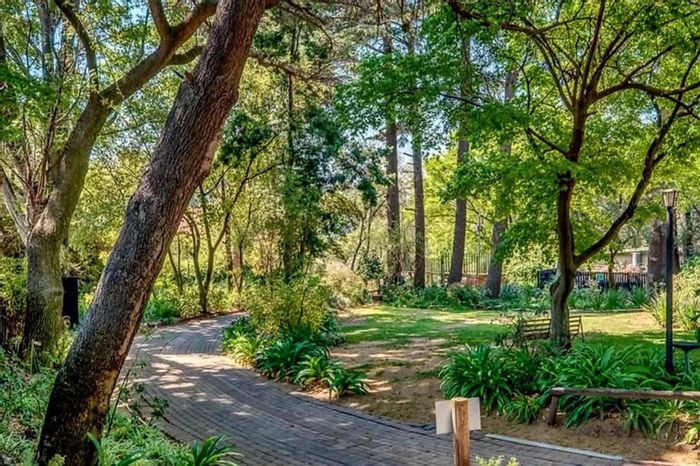 3-Bed House For Sale in Bergbron with pool, garden, and secure complex.