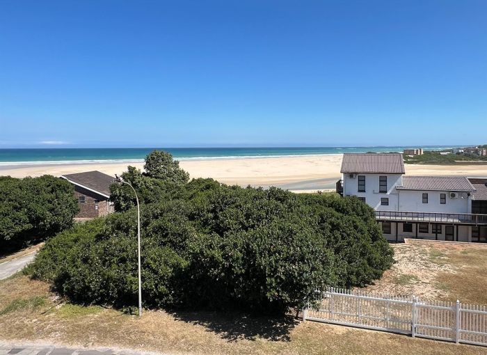 Vacant Land Residential in Aston Bay, For Sale: 430sqm near beach and lagoon.