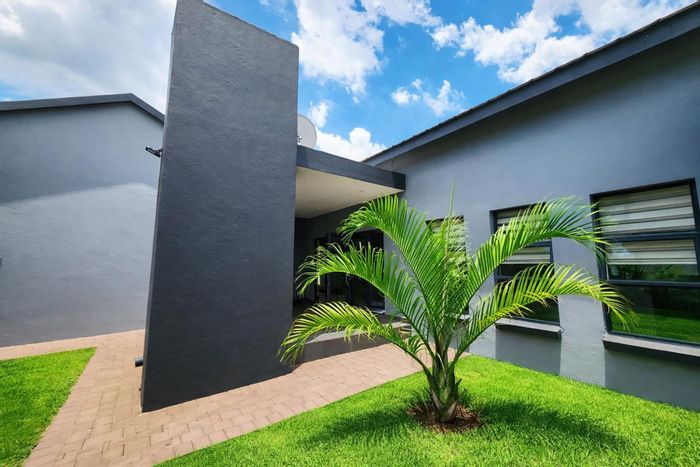 For Sale: House in Copperleaf Estate with 4 beds, garden, and double garage.