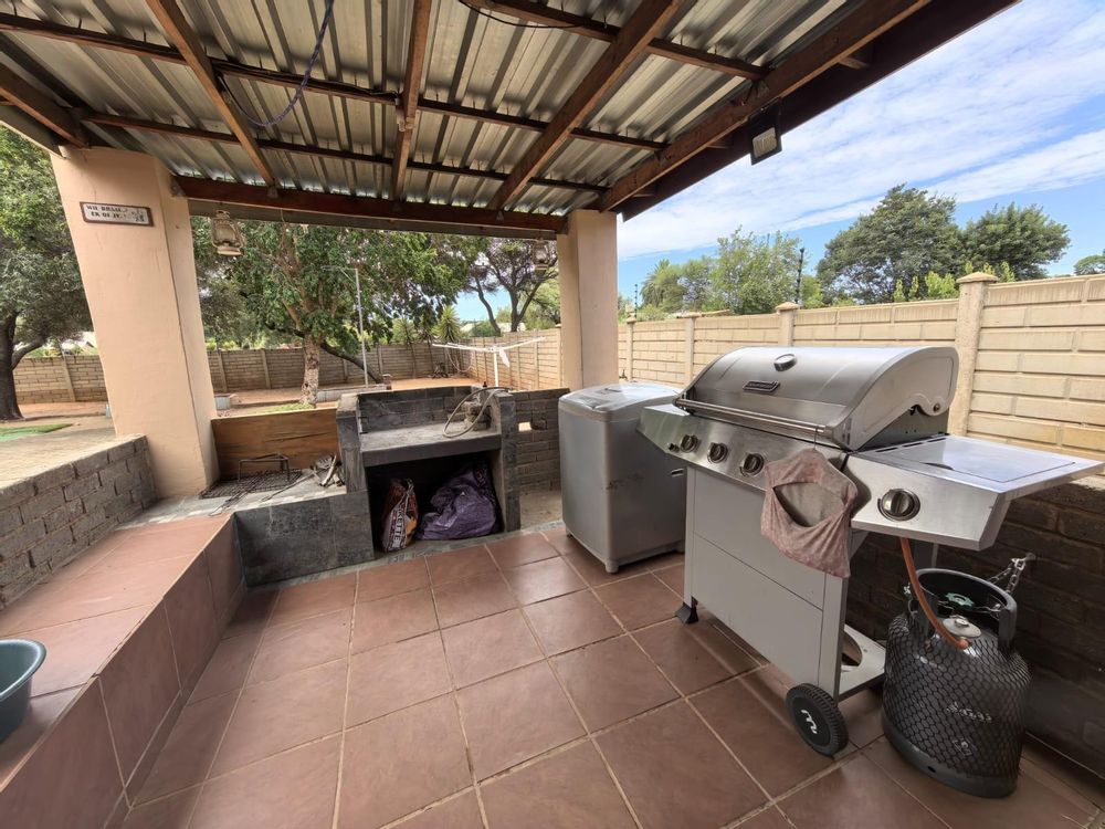 VERANDAH AND OUTSIDE VIEWS