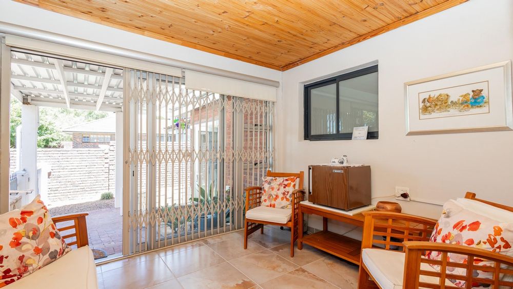 Reception area Salon