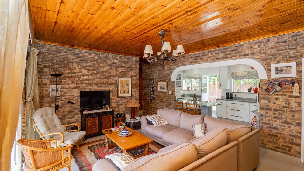 TV room facing to kitchen