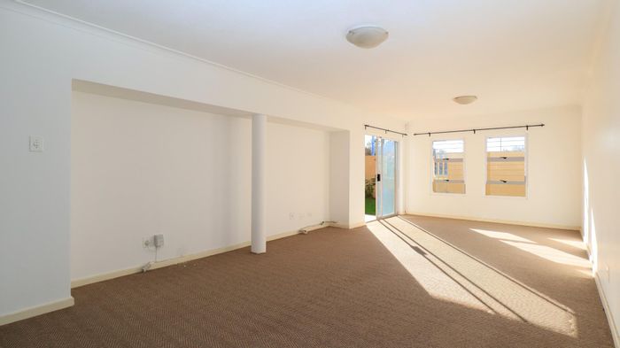 Illovo Apartment For Sale: 2 beds, private garden, security, pet-friendly, parking.