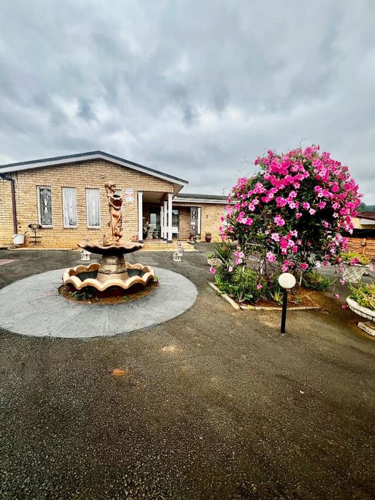 Mysore Ridge House For Sale: 3 Bedrooms, Flatlet, Outdoor Entertainment, Secure Parking.