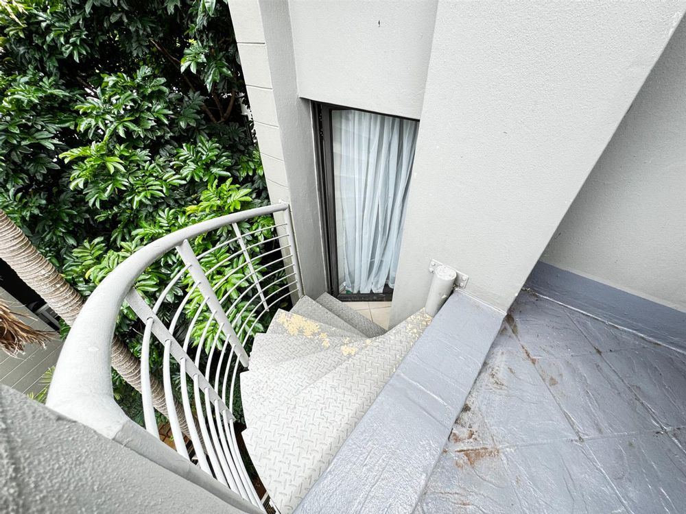 access to back patio