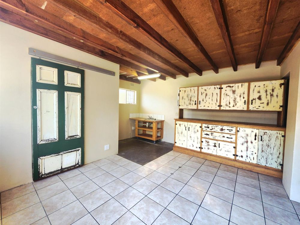 Flat- Kitchenette and Livingroom