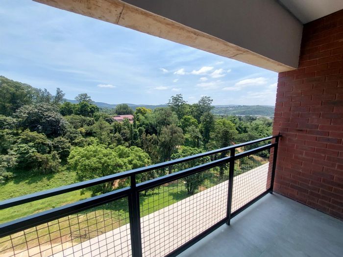 Two-bedroom apartment to rent in Athlone with loft, balcony, and 24-hour security.