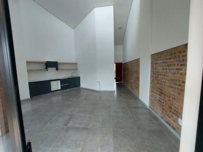 1-Bedroom Apartment To Rent in Athlone with balcony, security, and shopping access.