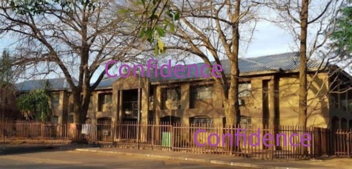 For Sale: Commercial property in Sasolburg Central with 45 offices, security, and amenities.