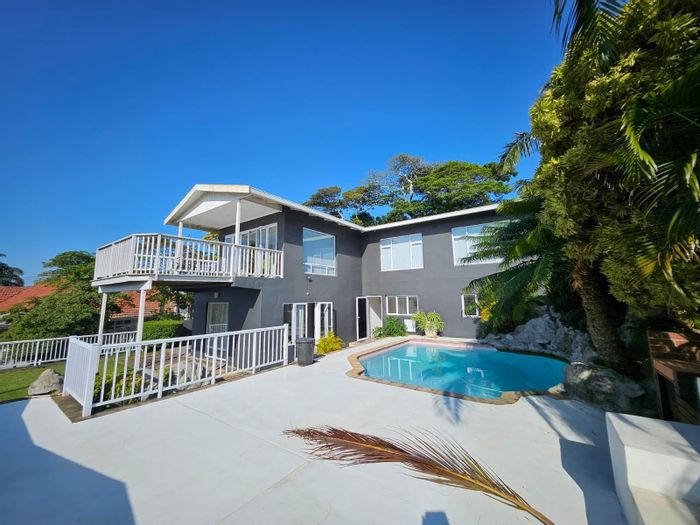 For Sale: Glenwood House with 4 Bedrooms, Pool, and Harbour Views.
