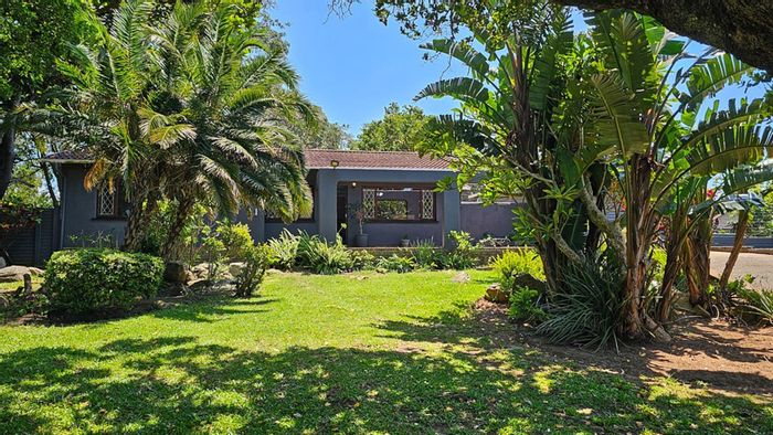 For Sale: House in Margate Central with garden, garage, and security features.