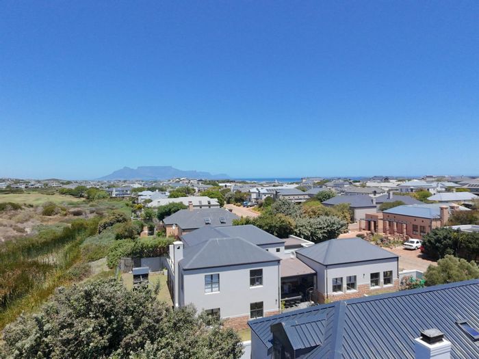 1-Bedroom Apartment To Rent in Atlantic Beach Golf Estate with 24-hour security, golf course.