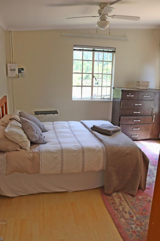 Main bedroom cottage 3