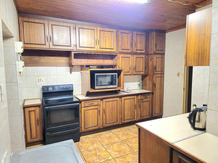 Investment Opportunity in Witbank Ext 16 | House with Granny Flat and Pool For Sale