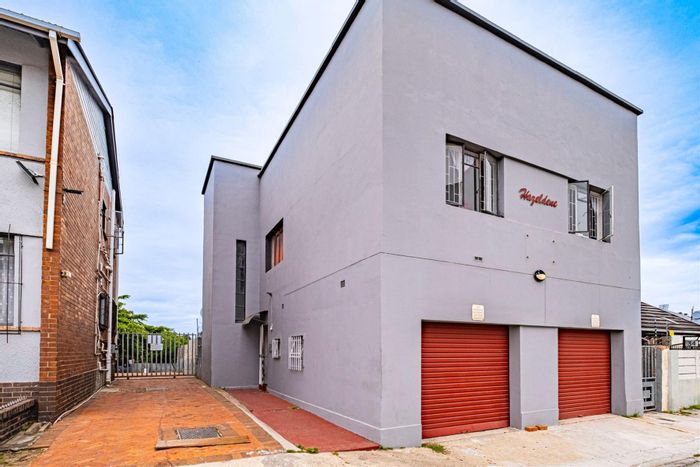 For Sale: House in Gqeberha Central, 23 student beds, accredited, prime location.