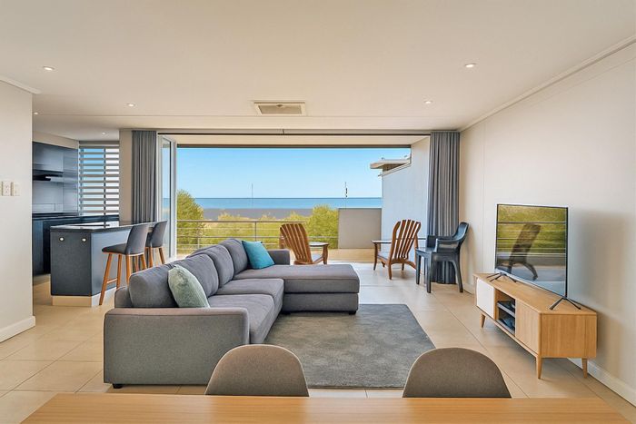 Umdloti Central Apartment For Sale | Beach Access | Fully Furnished | 3 Bedrooms