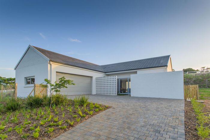 Vacant Land Residential for Sale in Sheffield Beach with nature trails and clubhouse amenities.