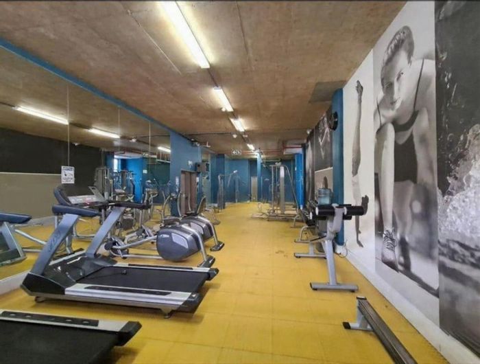 Longmeadow commercial property for sale: 28,713m² space, gym, boardrooms, 24/7 security.