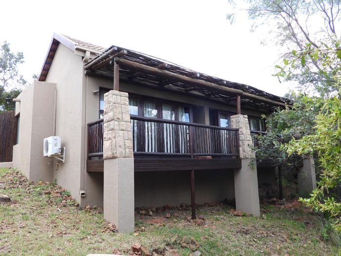 For Sale: House at Elements Private Golf Reserve with pool, boma, and en-suite bedrooms.