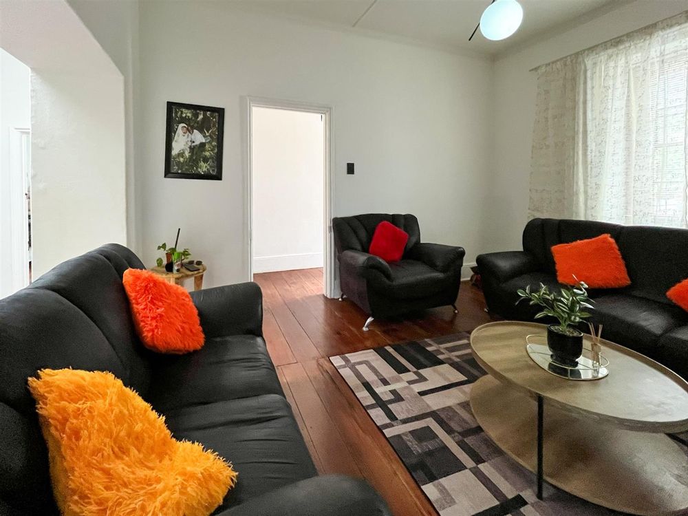 Living Room / 3rd Bedroom