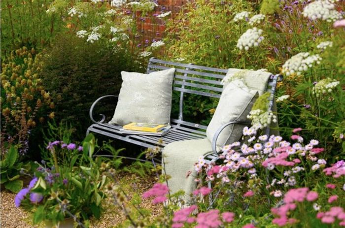 Cottage to rent in Auckland Park, near universities, shops, and secure amenities.