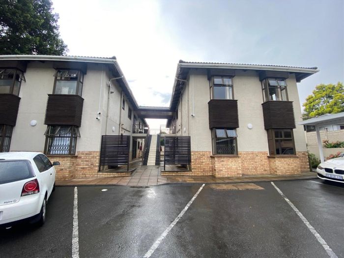 2-Bedroom Apartment To Rent in Pinetown Central, near amenities and transport.