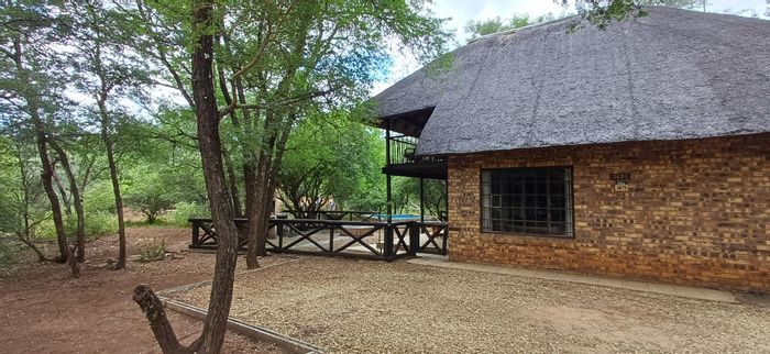 House for Sale in Marloth Park Central: 1 Bed, 2 Baths, Loft, Deck.