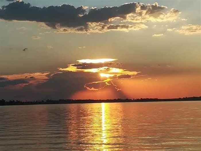 Vacant Land Residential For Sale in Vaal Marina Central, 1000m² near waterfront amenities.