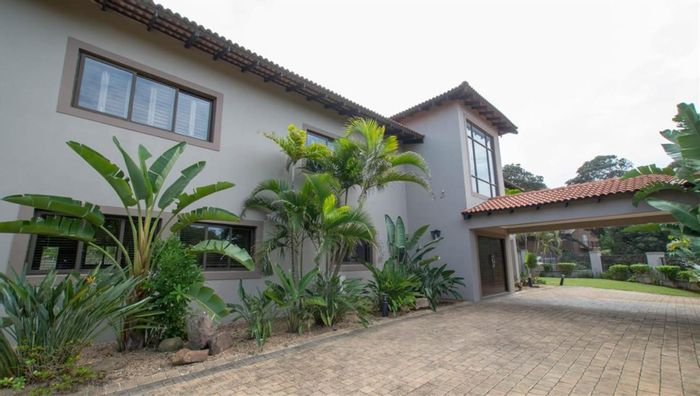 For Sale: House in Umhlanga Central with pool, garage, and flatlet.