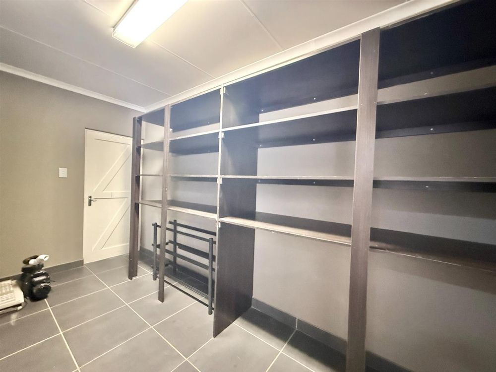 Store room next to garage 3