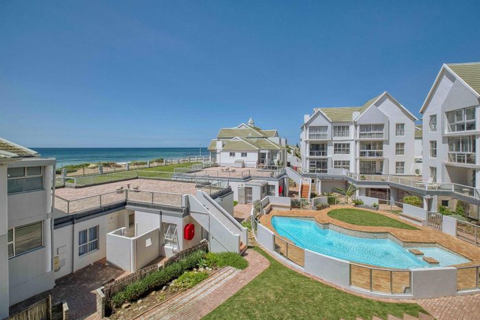 Pet-Friendly Apartment in Summerstrand | Beach Access, Pool, Airbnb Potential | For Sale