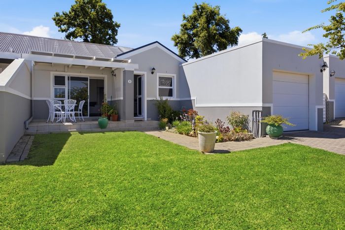 For Sale: 2-Bedroom House in Wellington Central with secure estate amenities.