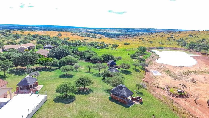 For Sale: Kameeldrift East Farm with two homes, conference room, and fishing dam.
