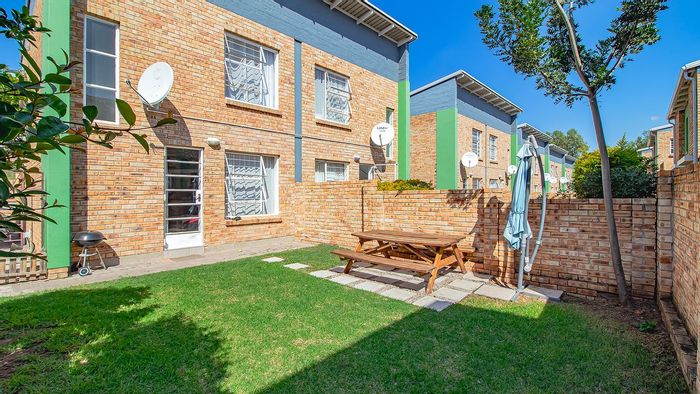 Modern 2BR Townhouse in Theresapark with Garden, Courtyard & Communal Pool - For Sale