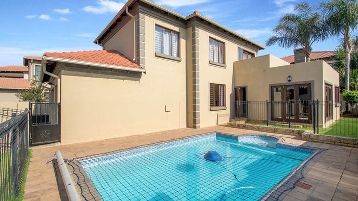 Charming Willowbrook Home: 3 Bedrooms, Pool, Balcony, Open Plan Living - For Sale!