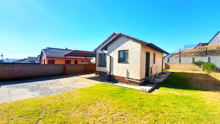 Klipfontein View House For Sale: 2 Beds, Near Mall of Africa, Midrand Gautrain