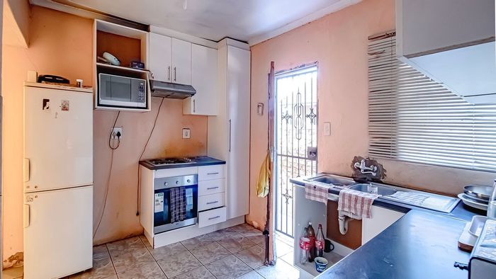 Property #LH-175428, House for sale in Soshanguve East