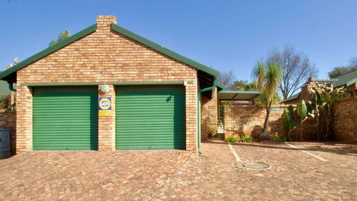 Property #LH-177195, Townhouse pending sale in Highveld