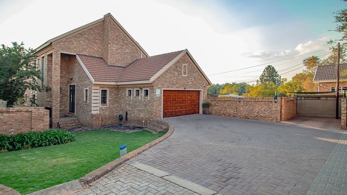 Die Hoewes House For Sale: Secure Estate, Solar-Powered, Heated Pool, Koi Pond, Boma