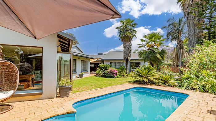 Northmead House For Sale: Spacious home with flatlet, pool, and business potential.