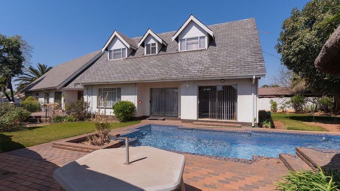 Versatile 4-Bedroom House with Granny Flat and Pool in Van Riebeeck Park For Sale