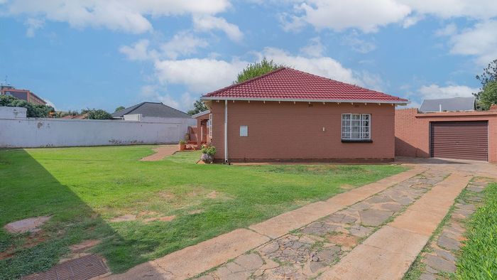 Property #LH-172737, House for sale in Hurlyvale